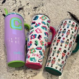 3 Swig 40 ounce cups